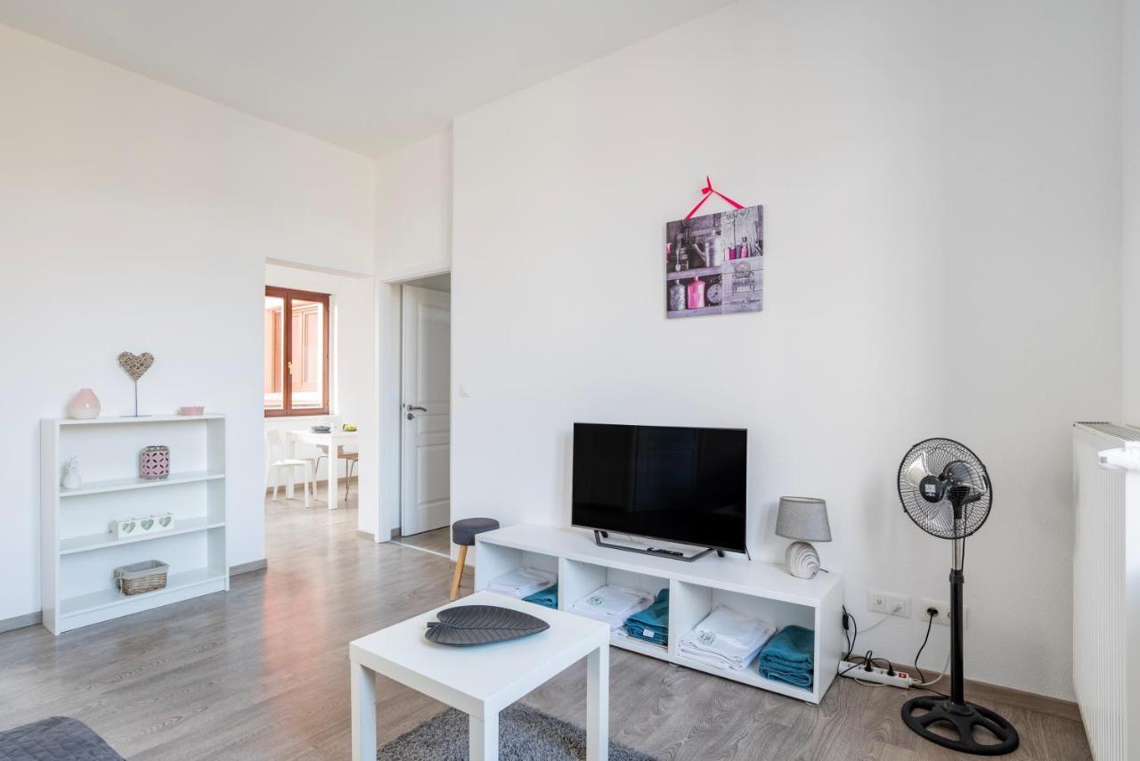 Le Manoir De Cyrielle A 10 Min Du Centre De Strasbourg Apartment Bischheim Exterior foto